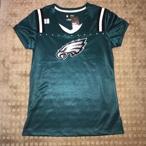 Eagles NFL women’s shirt. Size Small.